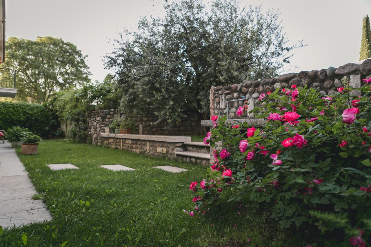 Bed and Breakfast A Casa Di Tom SantʼAmbrogio di Valpolicella Exterior foto